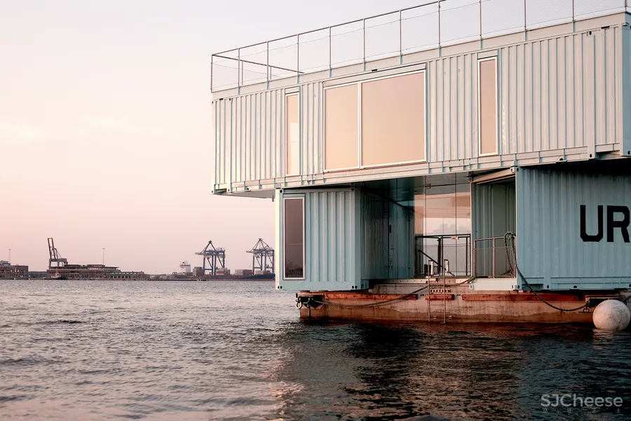 大B哥的私宅曝光,一家人竟然住在船上?这设计真有格调!