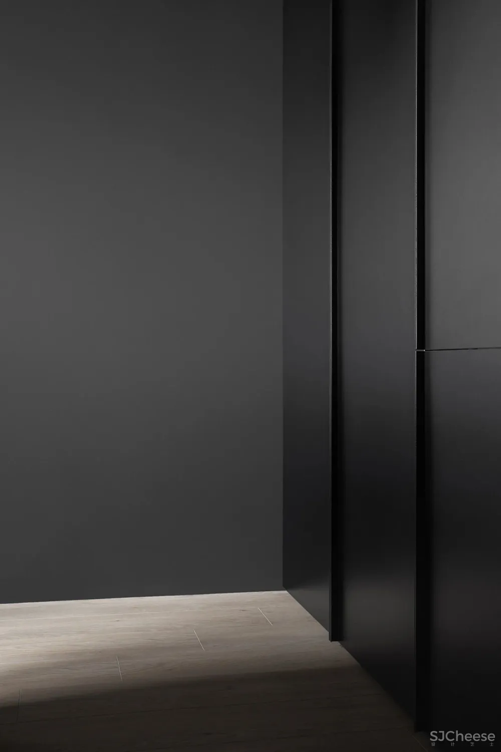 43㎡黑色小户型住宅,网友:这才叫一个人的豪宅!