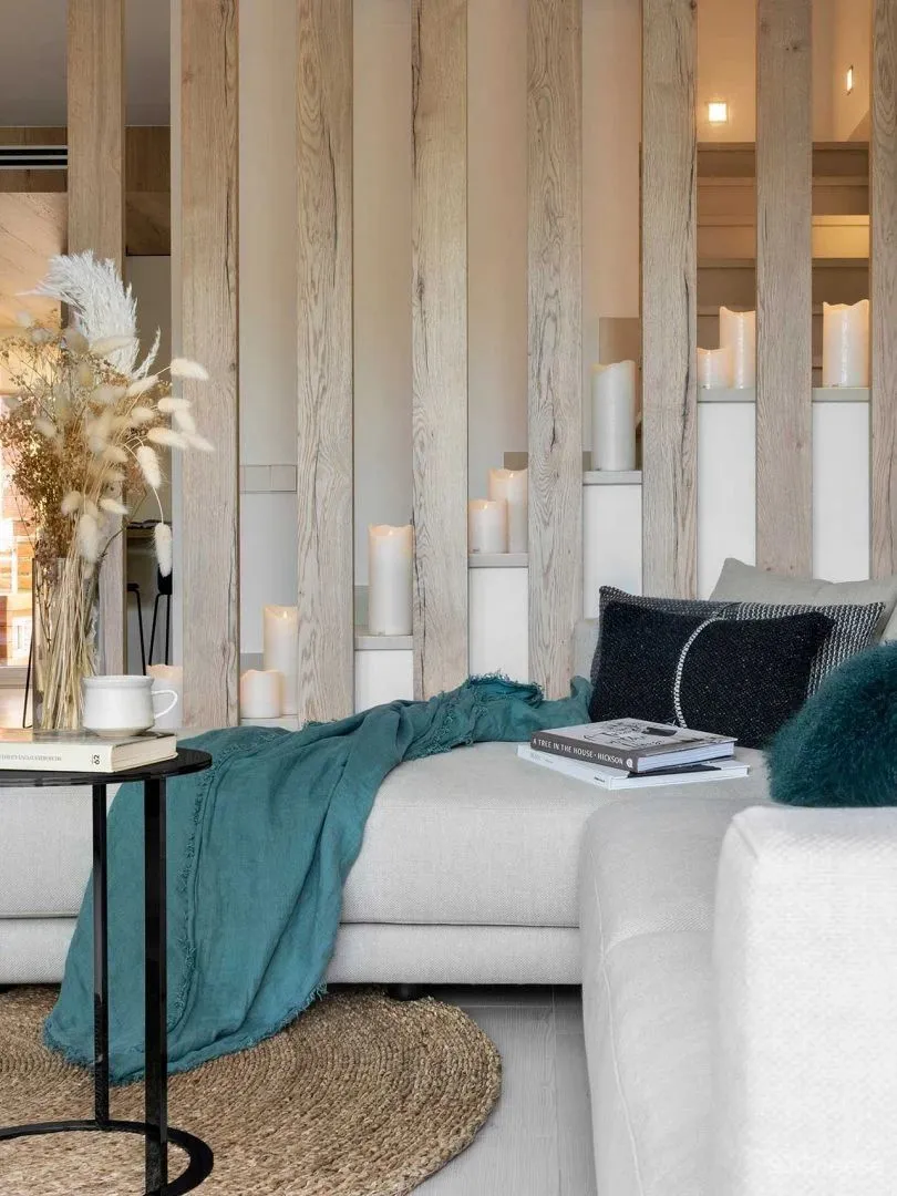 极致白与原木诠释的极简主义 Susanna Cots新作