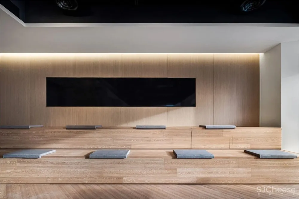 YuQiang - Partners 新作 3600㎡综合性商业地产办公室