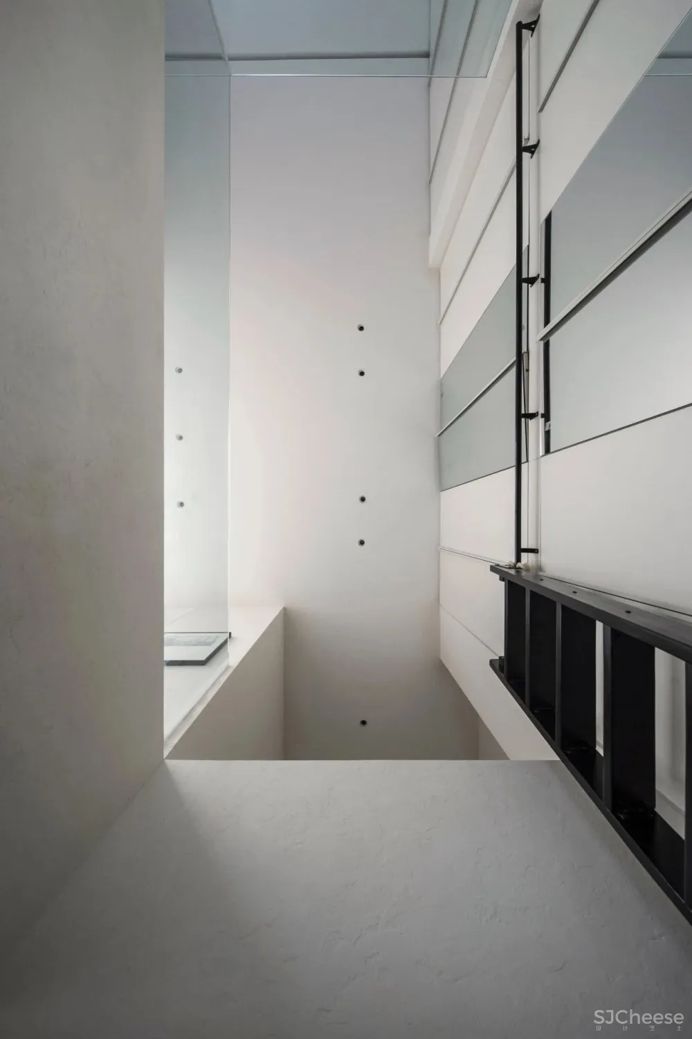 500㎡极简风别墅,返璞归真的侘寂美学!