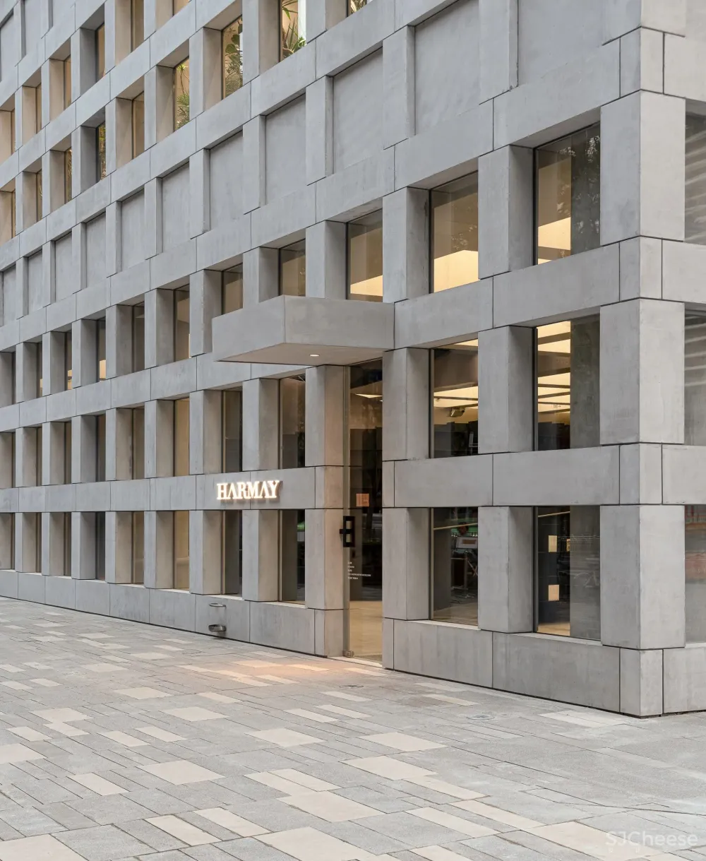 必逛的网红美妆店話梅落地成都,你打卡了吗?