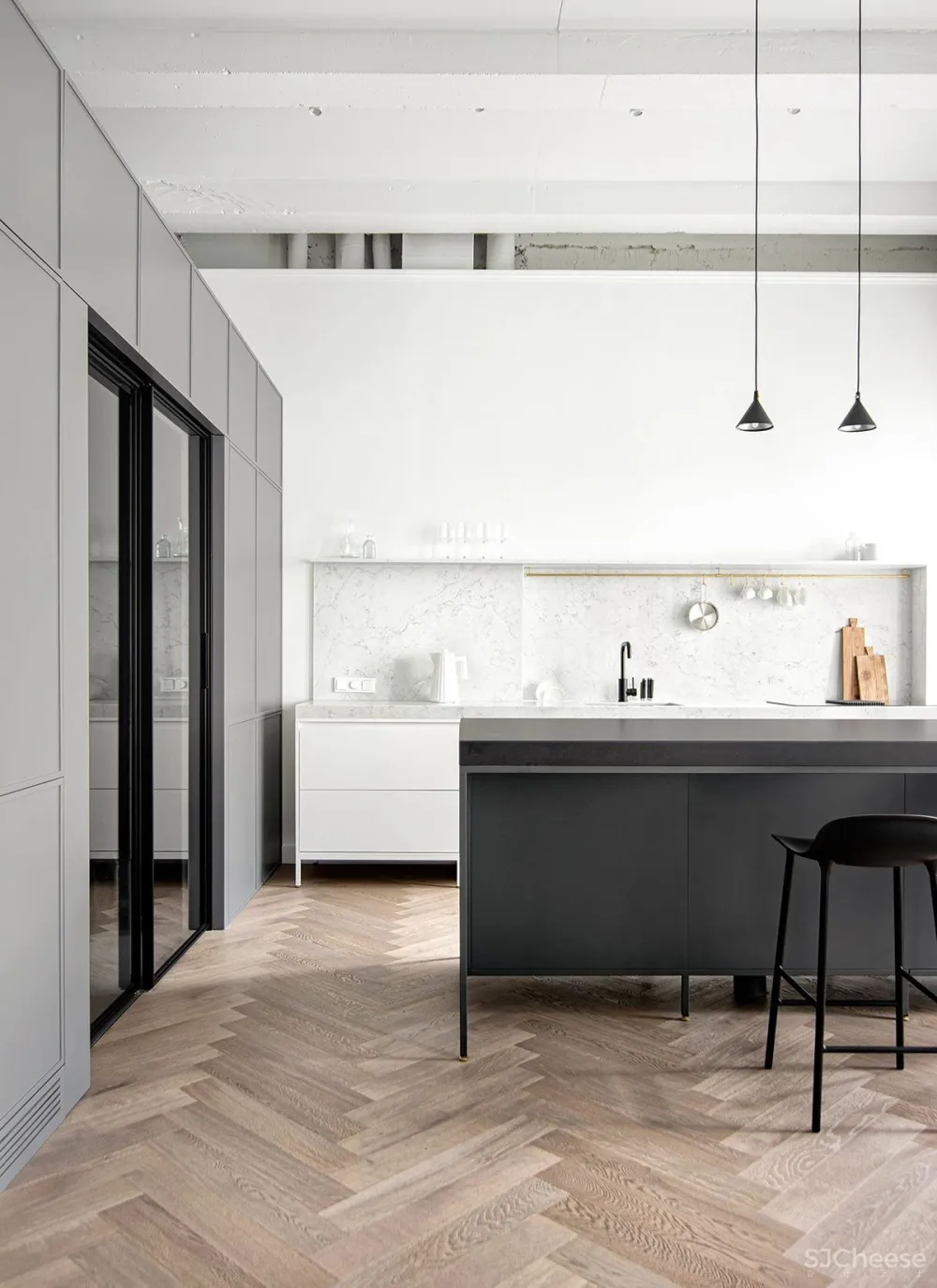 114㎡ 老房翻新,起居室加个“盒子”瞬间多出两间房