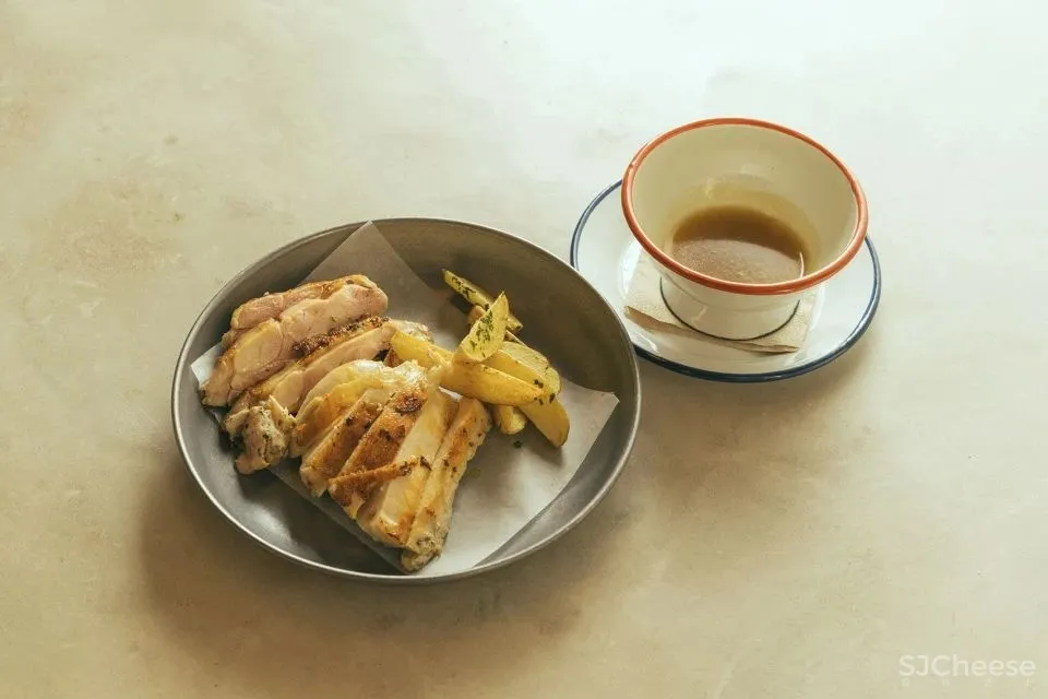 空间再构 西班牙Mo de Movimiento餐厅