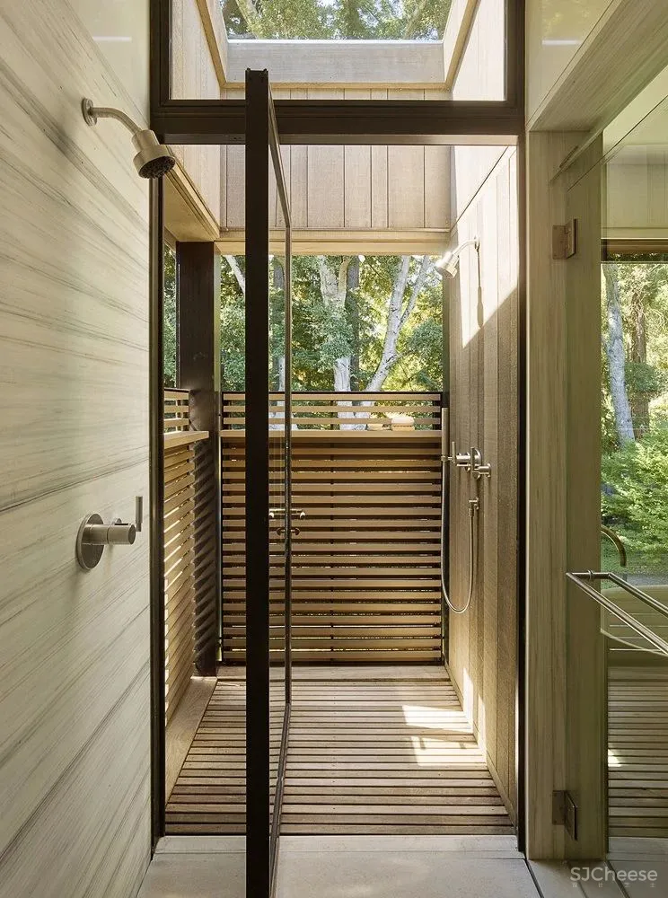 自然温感·雪松豪宅