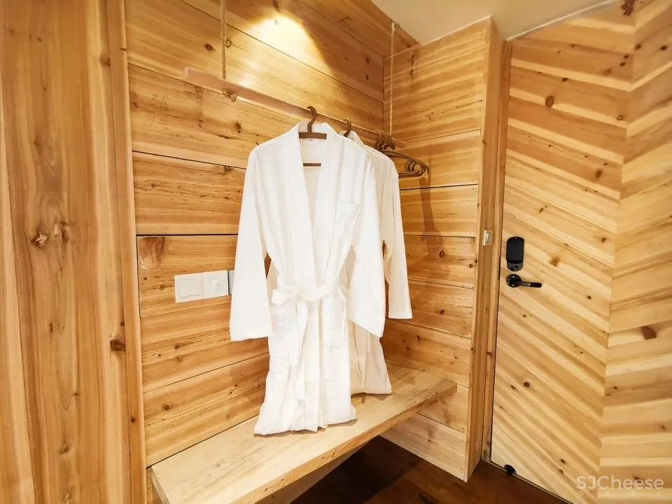 砖与木材讲述百年村落的故事 井上民宿