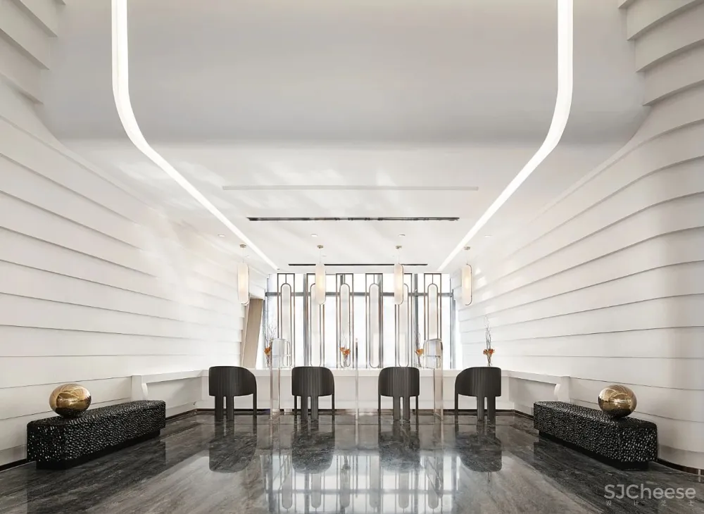 光影幻变的诗意空间，构筑当代艺术的解构哲学