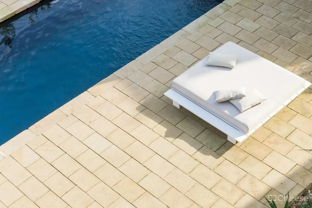 159 年历史的遗迹艺术酒店,收藏了极简、侘寂、巴洛克、拜占庭等风格!