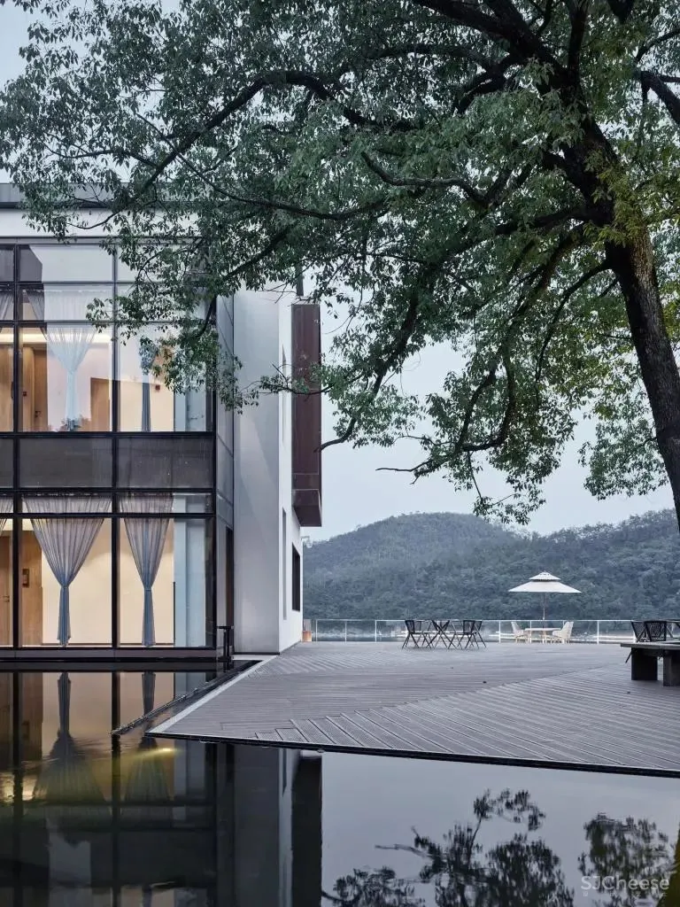 杭州千岛湖雅谷风林度假酒店