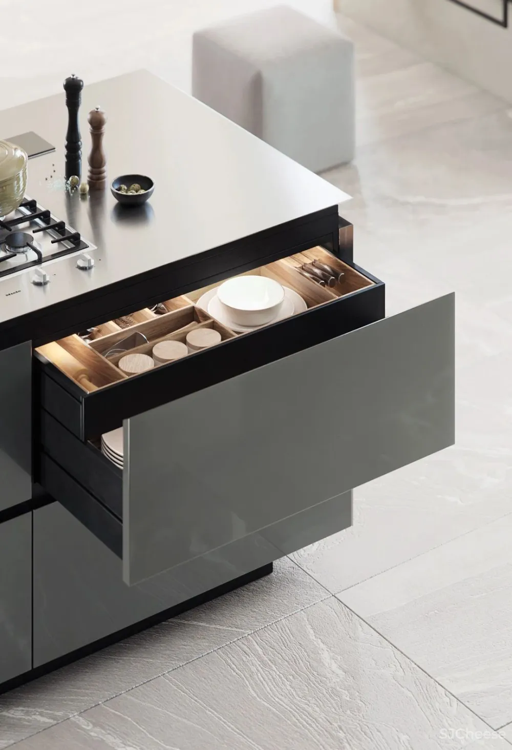 厨房加个中岛，小家也能住出豪宅感