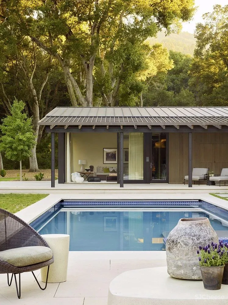 自然温感·雪松豪宅