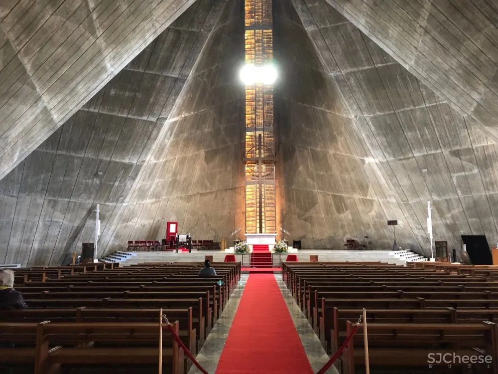 乡下盖房子，用这种木纹混凝土，温暖又高级！