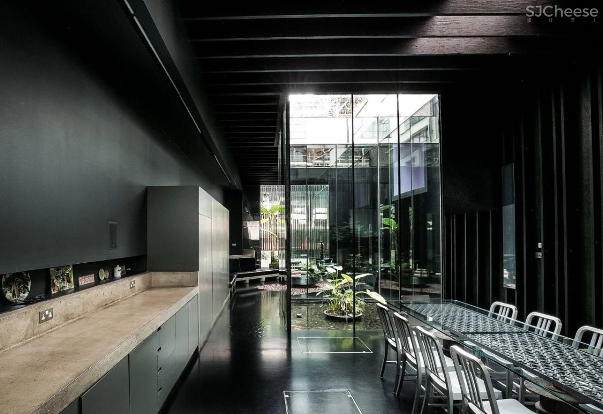 他十七年前设计的老房,现在五千万成交,这设计是真黑