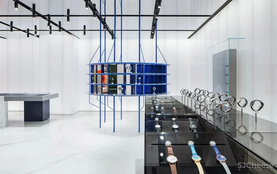 新作 MOMIC 手表品牌集合店 西涛设计工作室