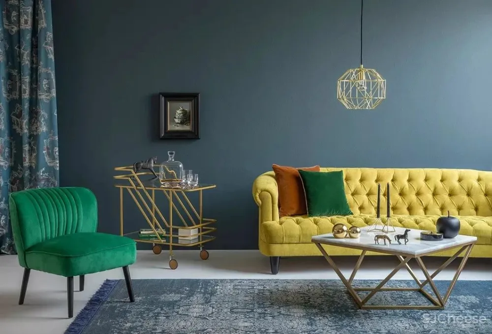 高级灰是个百搭色,谁搭谁有范儿!