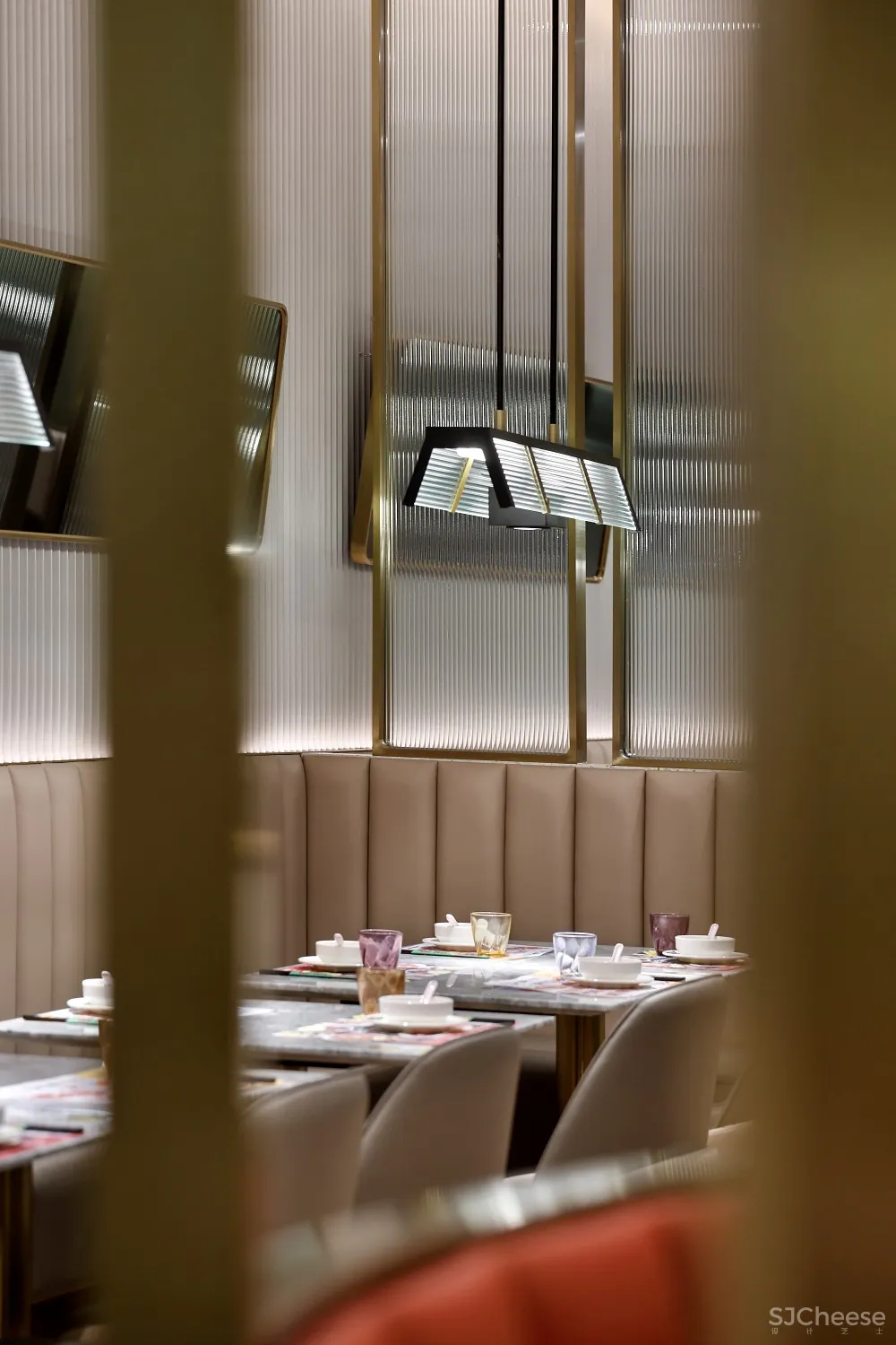 【艺鼎设计】惠州第一家!简约、精致、摩登的顶峰茶餐厅,爱了爱了