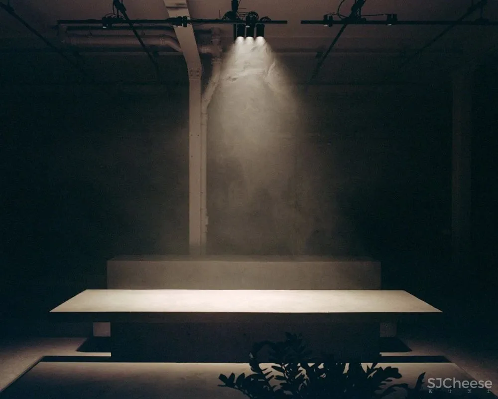 光影下的混凝土之舞 照明设计PSLab伦敦总部展示兼办公设计欣赏