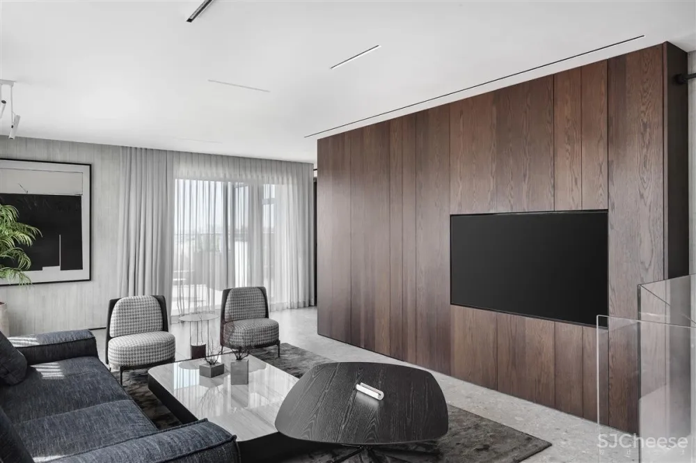 170㎡顶层复式,极简轻奢!