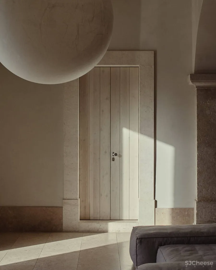 乡下民宿越做越精致，它们却反其道而行：越简陋越高级