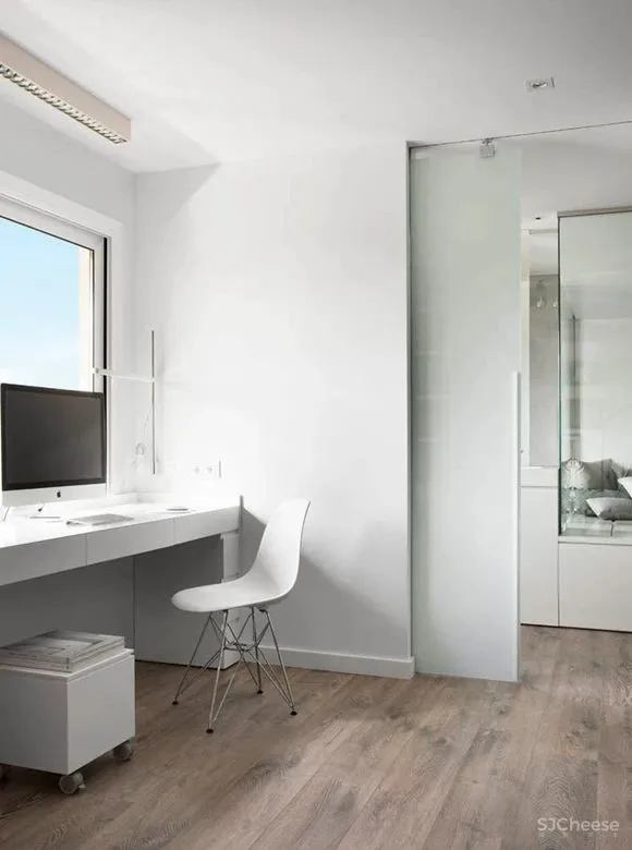 极致白与原木诠释的极简主义 Susanna Cots新作