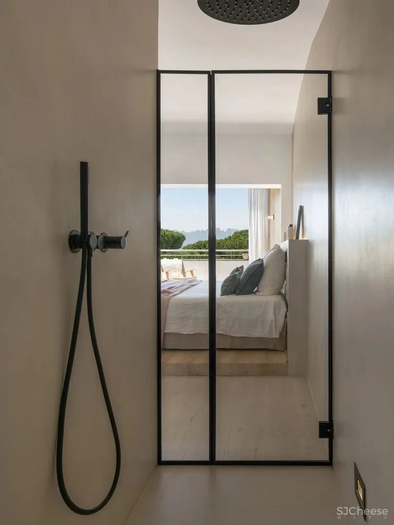 极致白与原木诠释的极简主义 Susanna Cots新作