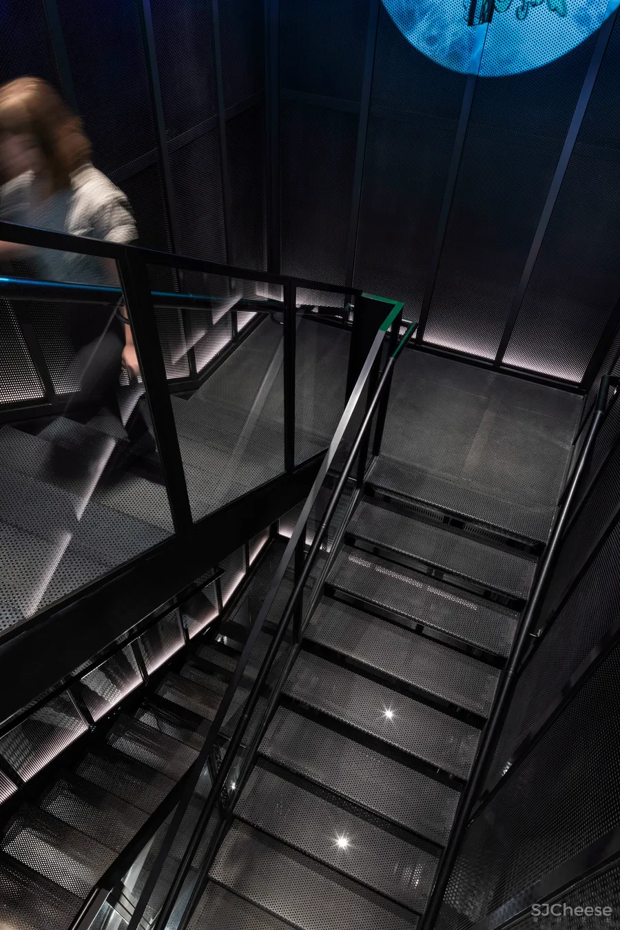 酒店还是博物馆,睡的逼格真高