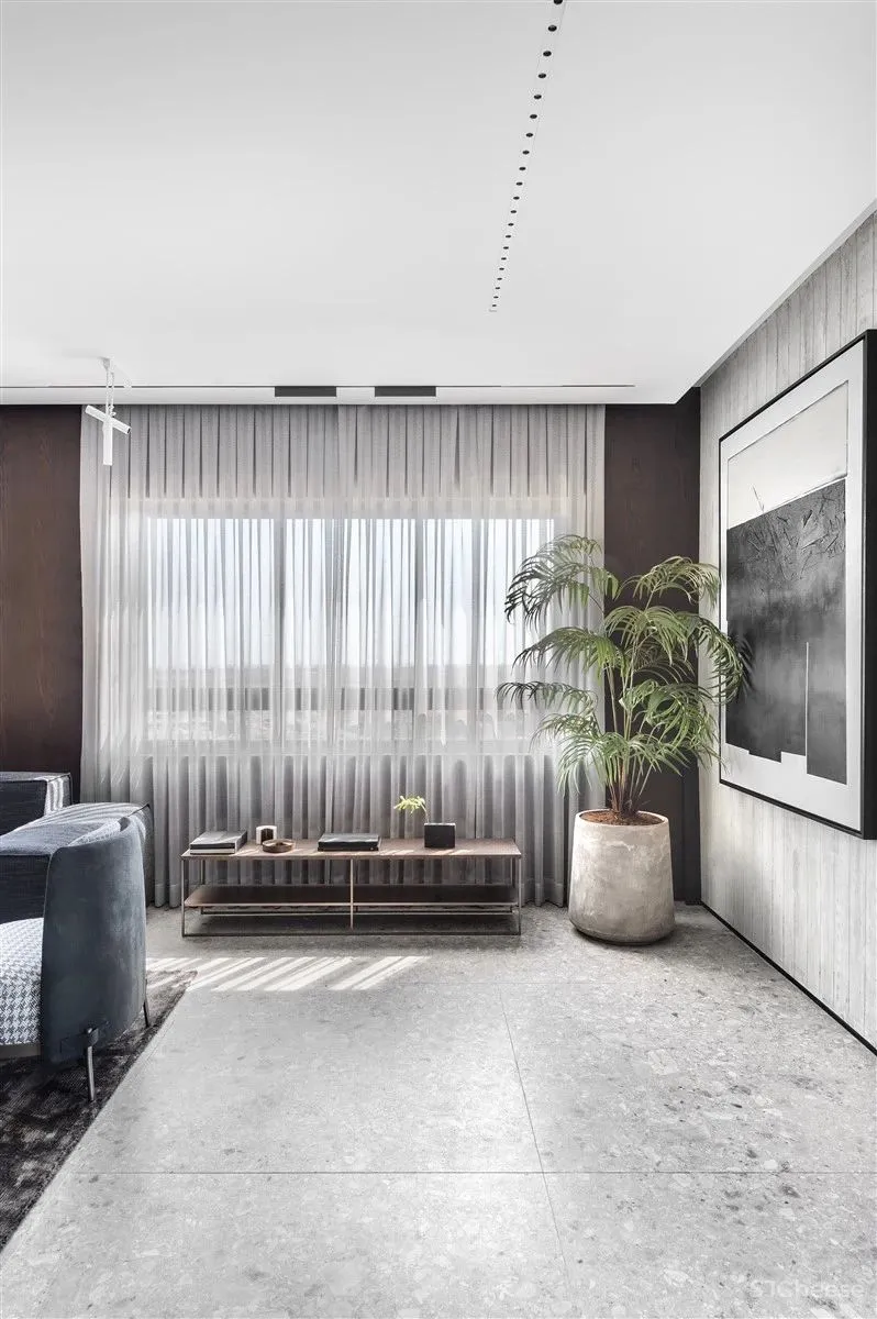 170㎡顶层复式,极简轻奢!