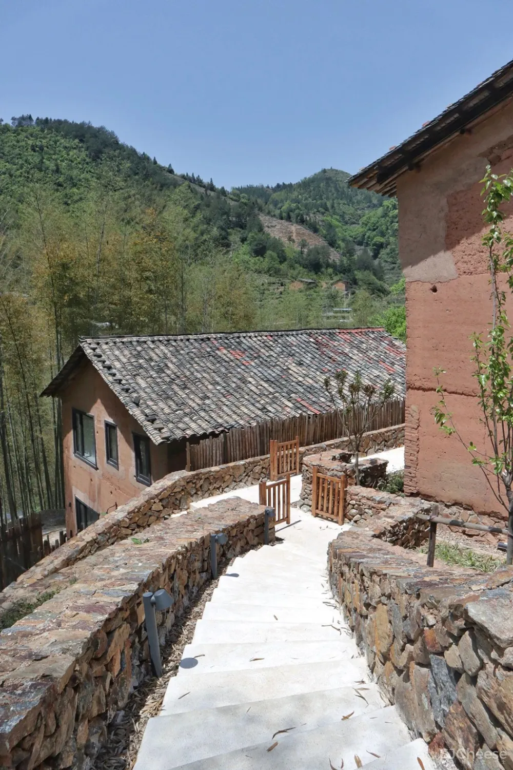 吕晓辉民宿代表作 如何打造理想主义向往的品质活力乡村?