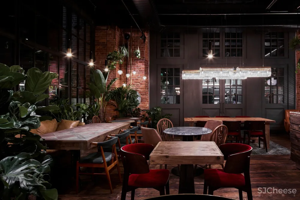 旧仓库爆改小酒馆，太有气氛了