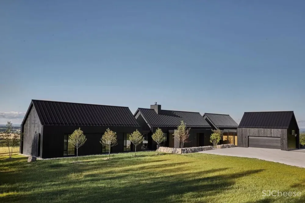 坐拥自然景观的当代住宅，如此的惬意人居！ Kim Lambert