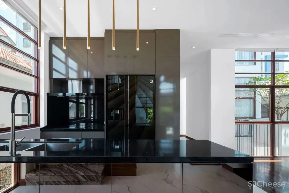 这个住宅让树都飘了!它是怎样做到的?