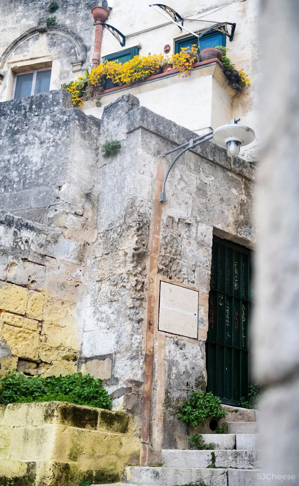 159 年历史的遗迹艺术酒店,收藏了极简、侘寂、巴洛克、拜占庭等风格!