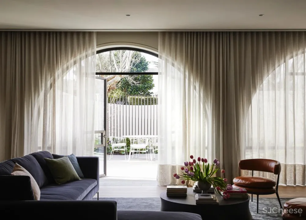 甄选国外优秀设计 墨尔本HuntingTower:自然主义的拱形豪宅