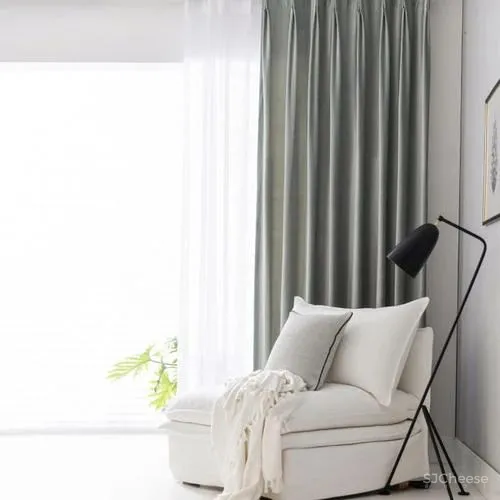 如何把高姿态的天鹅绒运用得优雅又接地气?这个家一定是个完美示范