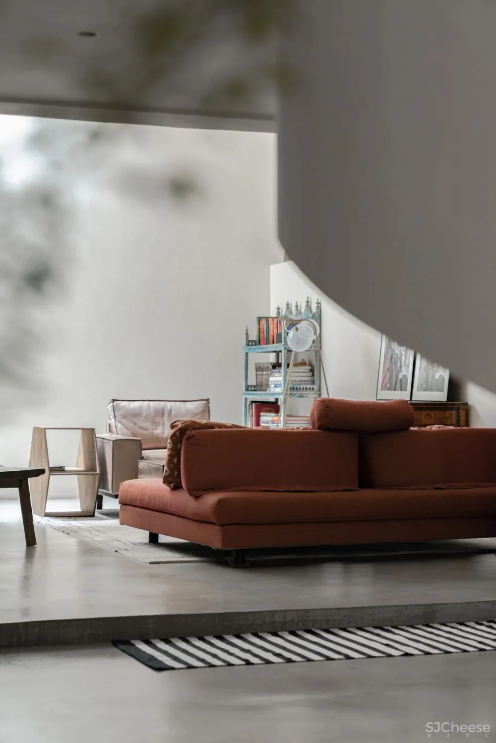 500㎡极简风别墅,返璞归真的侘寂美学!