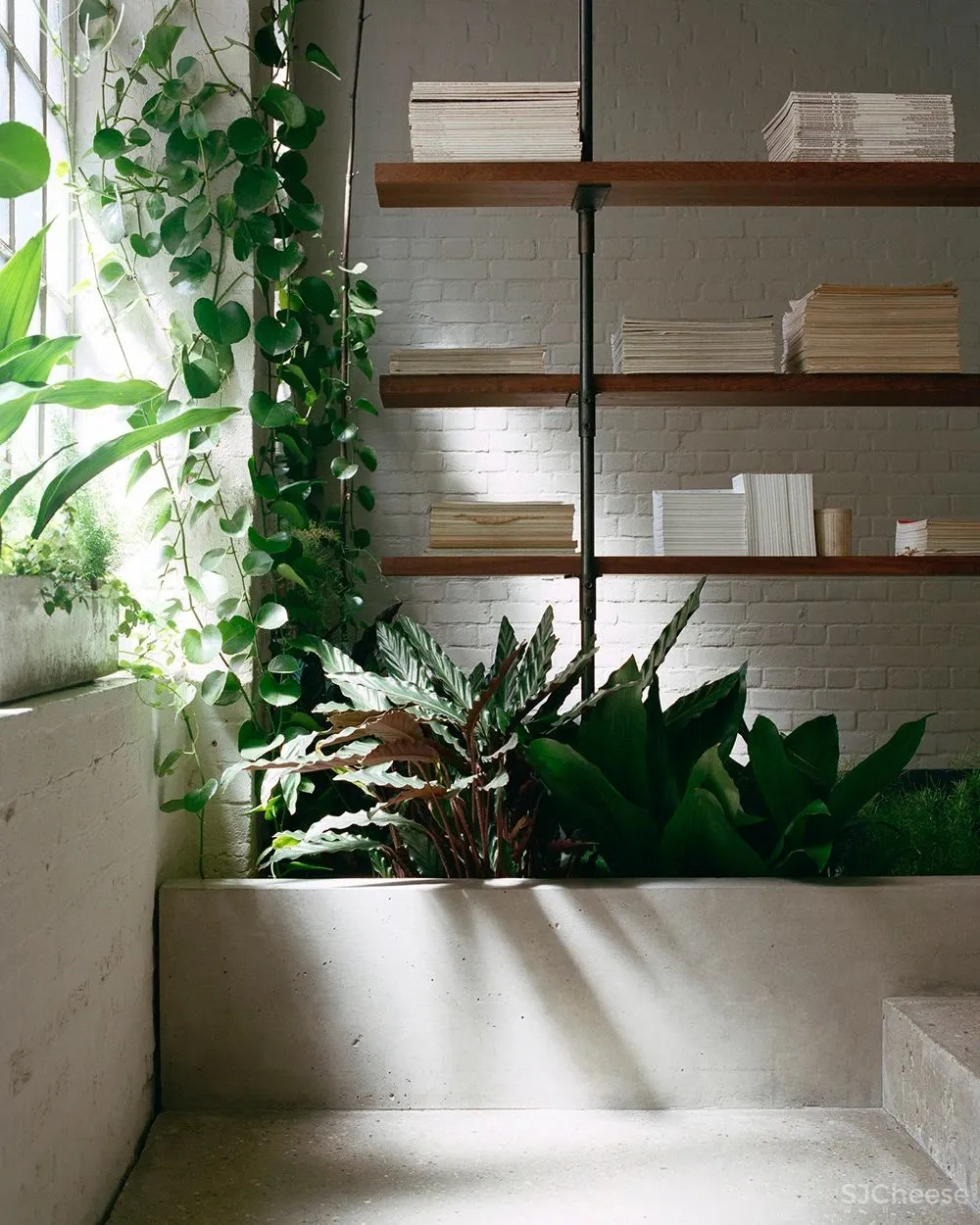 光影下的混凝土之舞 照明设计PSLab伦敦总部展示兼办公设计欣赏