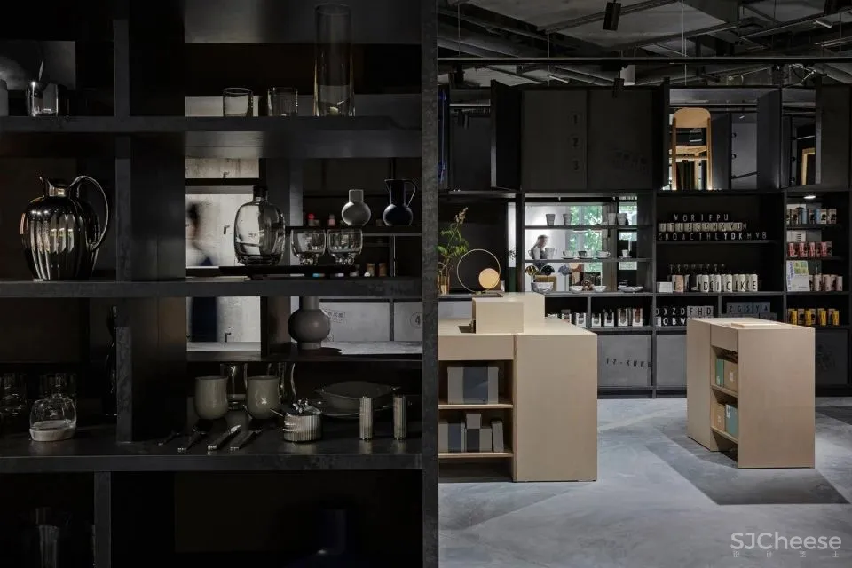 体验老上海里弄生活 kükü设计艺术品商店和iag美术馆