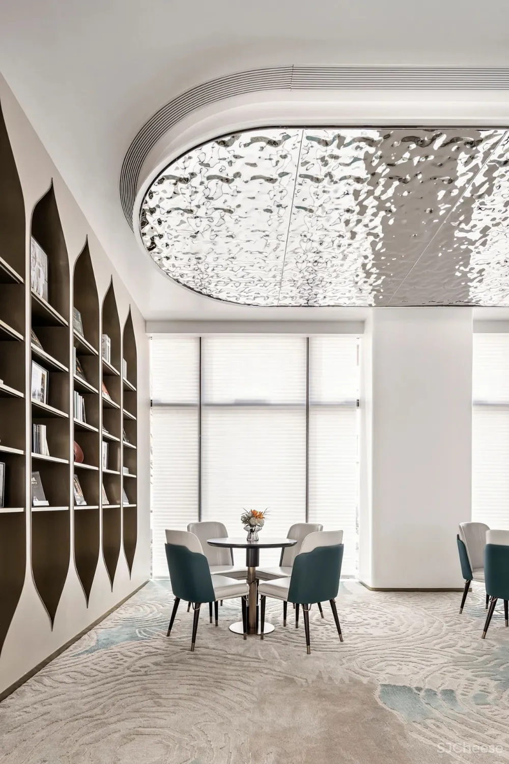 旭辉 x S.U.N丨如夏花一样对生活的狂热