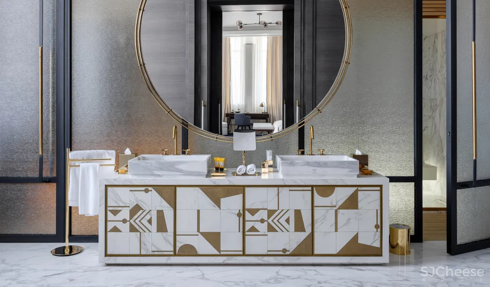 百年医院爆改五星级酒店,历史建筑表皮下,内里却这么前卫时尚