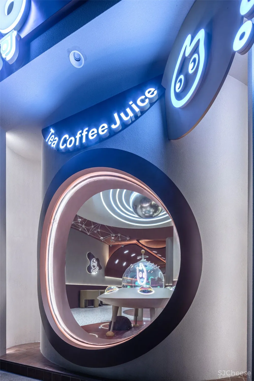 你怎么看奶茶品牌CoCo这家走向“宇宙”的店?