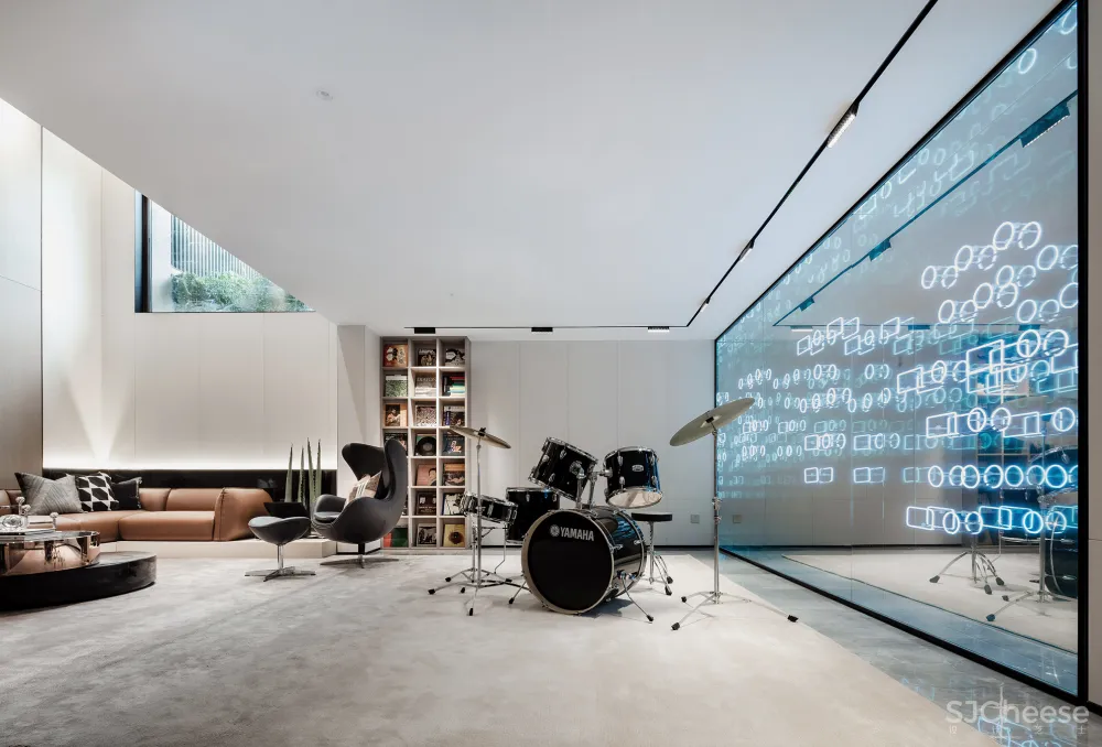 Mcgee Desing 理性与艺术的办公空间