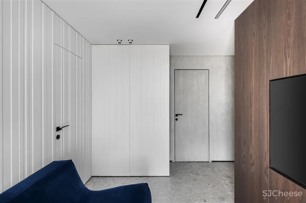 170㎡顶层复式,极简轻奢!