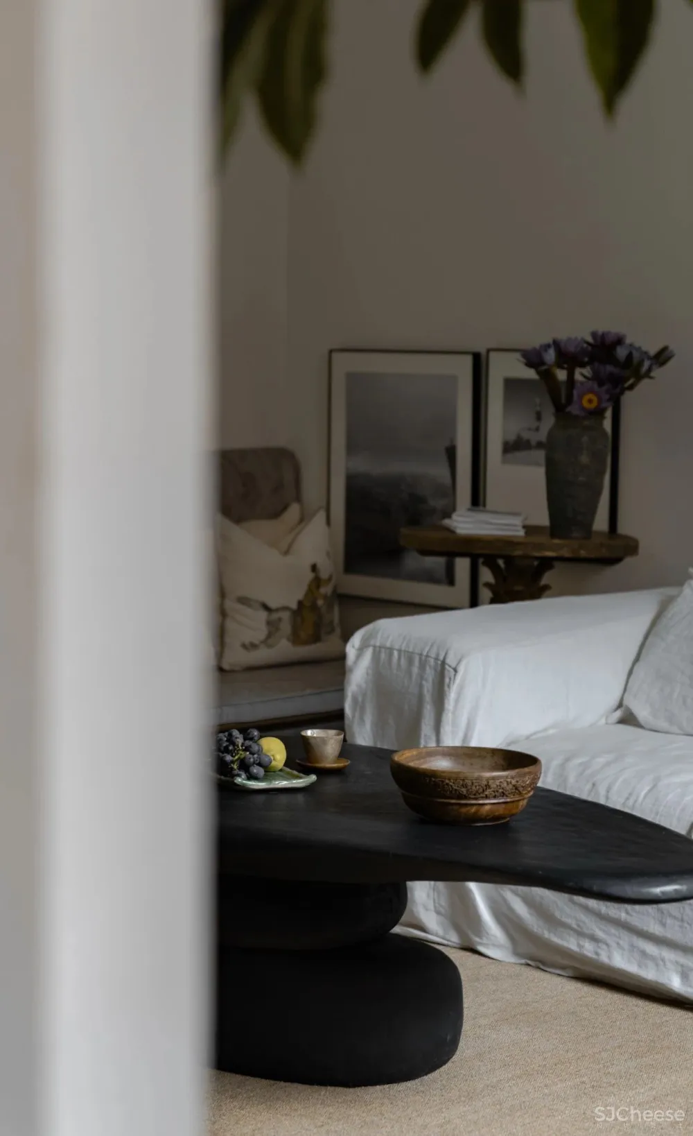 500㎡极简风别墅,返璞归真的侘寂美学!