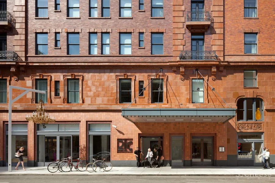 酒店还是博物馆,睡的逼格真高