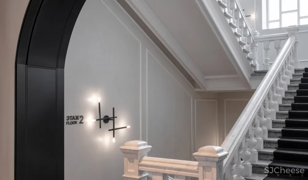 百年医院爆改五星级酒店,历史建筑表皮下,内里却这么前卫时尚