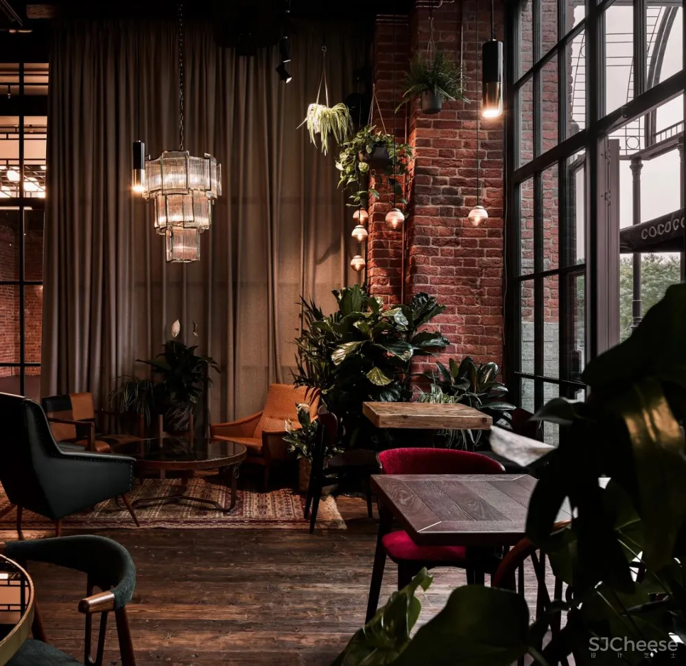 旧仓库爆改小酒馆，太有气氛了