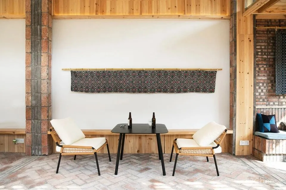 砖与木材讲述百年村落的故事 井上民宿