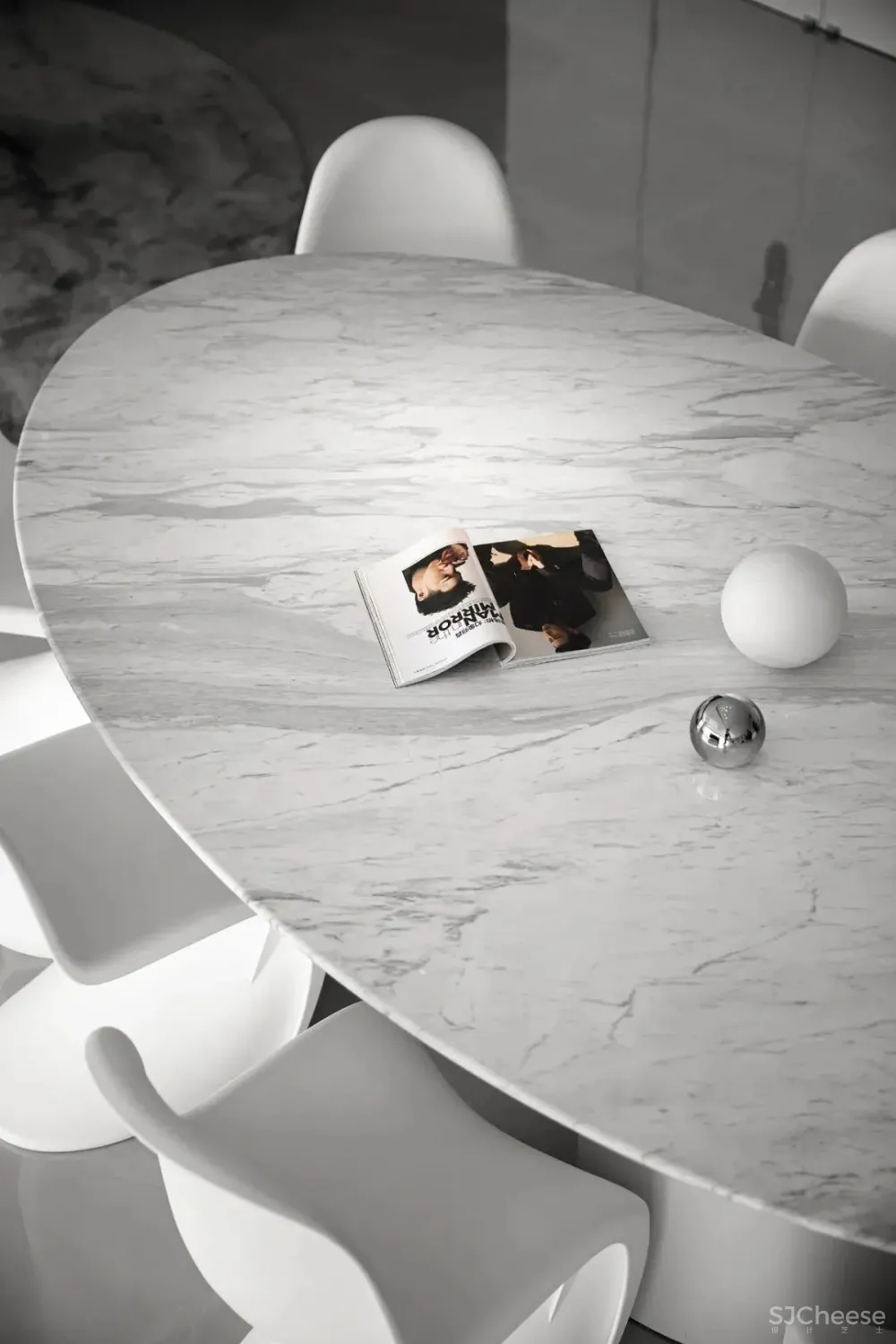 黑白简趣空间，90后都爱的个性潮地 珀阁室内设计