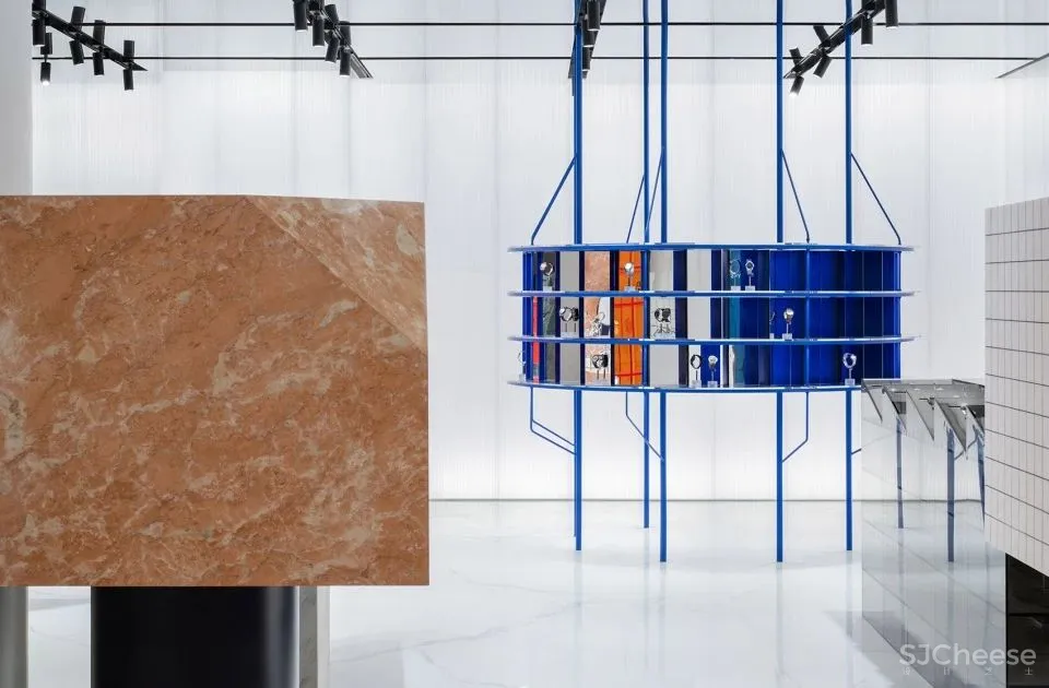 新作 MOMIC 手表品牌集合店 西涛设计工作室