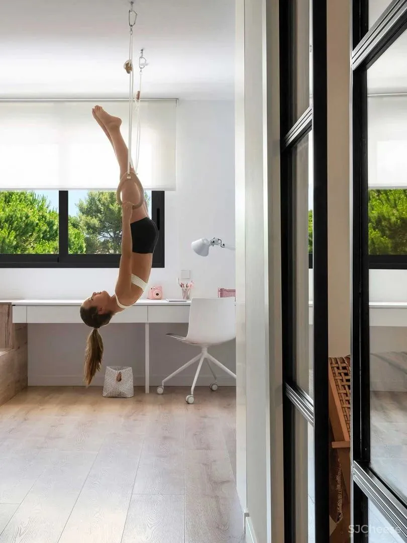 极致白与原木诠释的极简主义 Susanna Cots新作